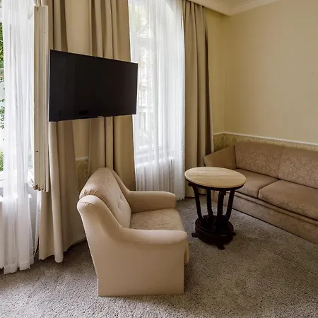Basileia Riverside 4* Κάρλοβι Βάρι