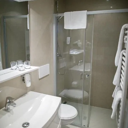 Basileia Riverside Hotel