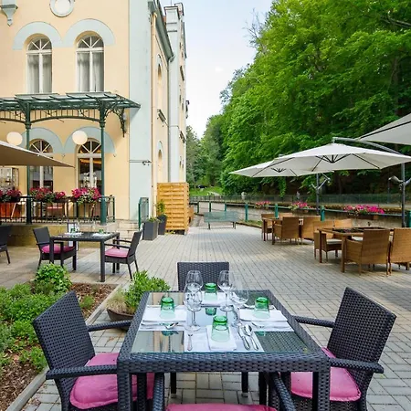 Hotel Basileia Riverside 4*