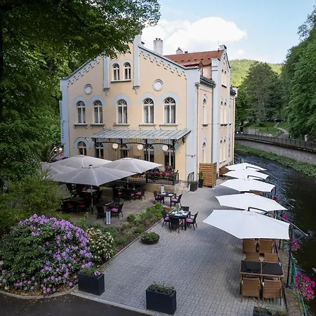 Basileia Riverside Hotel