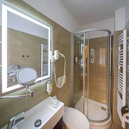 Hotel Basileia Riverside 4*