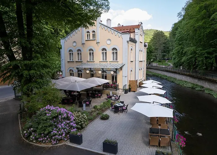 Basileia Riverside Hotel
